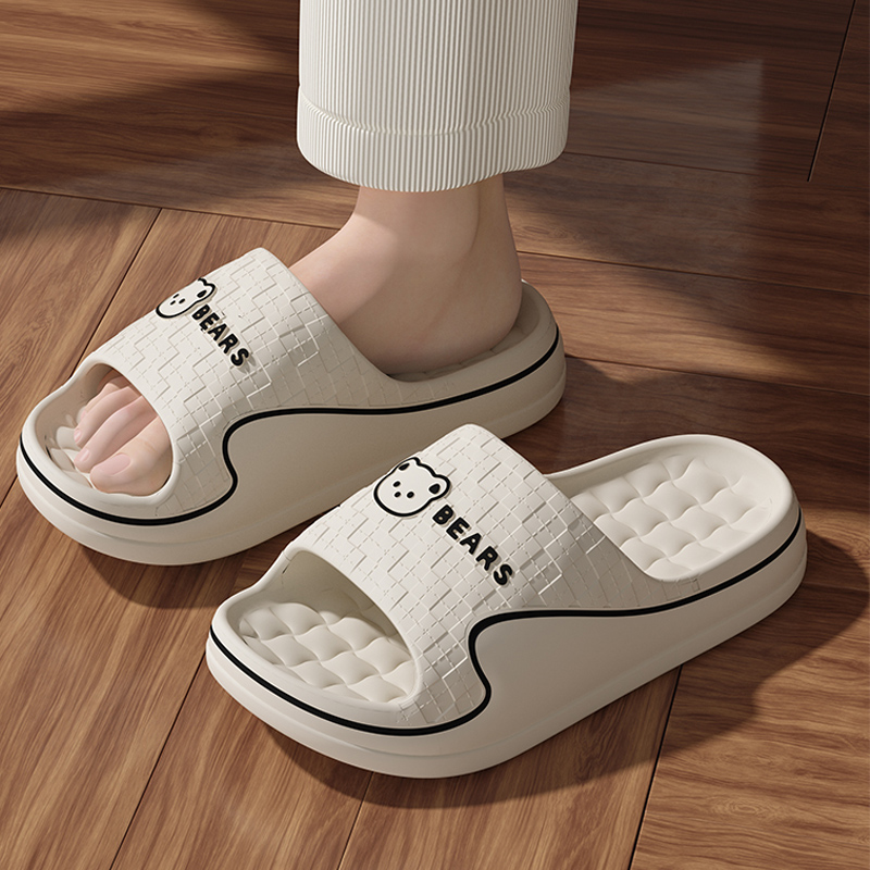 شباشب منزلية نسائية بتصميم كرت - مراجعة Water Shoes وسعره