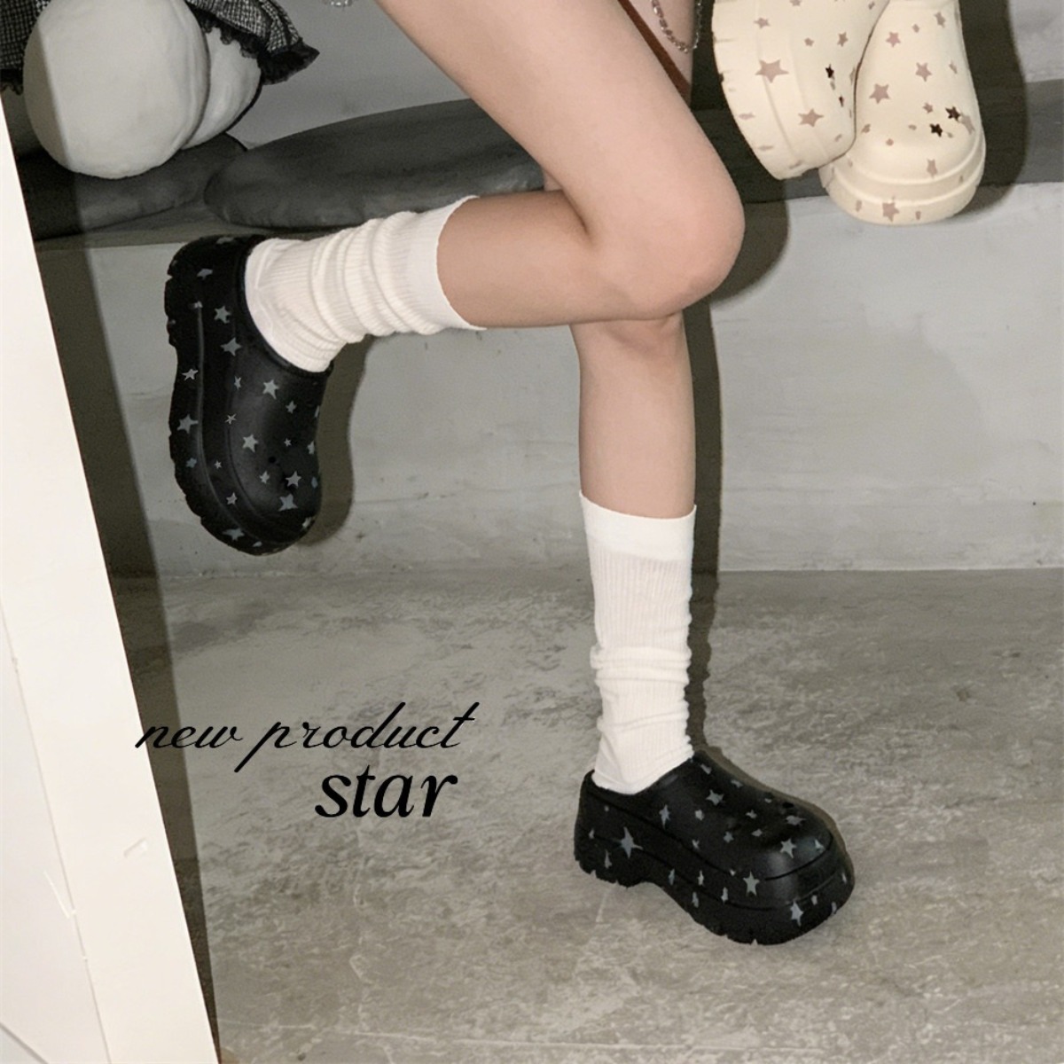 شباشب نسائية جديدة بتصميم منصة - مراجعة Water Shoes وسعره